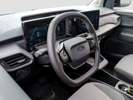 Ford Transit Courier Limited 44 kWh | Voorraad, Snel Leverbaar! | 0,99% Financial Lease | Driver Assistance Pack | Tre... ActivLease financial lease