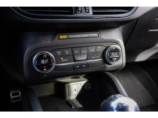 Ford Focus 1.0 EcoBoost Hybrid ST Line Business | Achteruitrijcamera | Apple Carplay/Android Auto | Keyless ... ActivLease financial lease