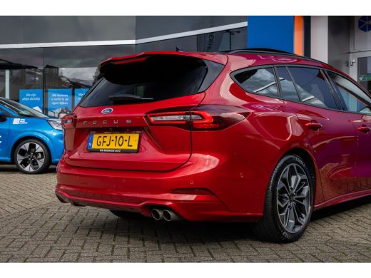 Ford Focus 1.0 EcoBoost Hybrid ST Line X | Pano-dak | Cruise adaptief | Apple Carplay/Android Auto | Camera ... ActivLease financial lease