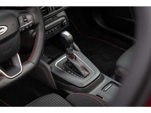 Ford Focus 1.0 EcoBoost Hybrid ST Line X | Pano-dak | Cruise adaptief | Apple Carplay/Android Auto | Camera ... ActivLease financial lease