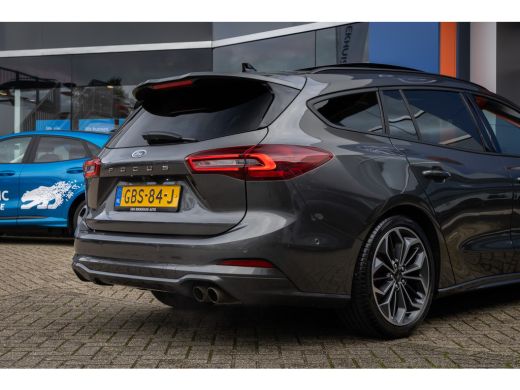 Ford Focus 1.0 EcoBoost Hybrid ST Line X | Pano-dak | Cruise adaptief | Apple Carplay/Android Auto | Camera ... ActivLease financial lease