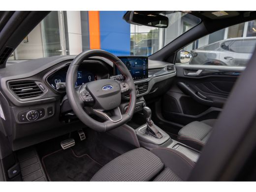 Ford Focus 1.0 EcoBoost Hybrid ST Line X | Pano-dak | Cruise adaptief | Apple Carplay/Android Auto | Camera ... ActivLease financial lease