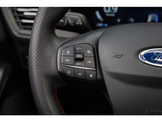 Ford Focus 1.0 EcoBoost Hybrid ST Line X | Pano-dak | Cruise adaptief | Apple Carplay/Android Auto | Camera ... ActivLease financial lease