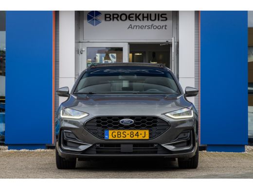 Ford Focus 1.0 EcoBoost Hybrid ST Line X | Pano-dak | Cruise adaptief | Apple Carplay/Android Auto | Camera ... ActivLease financial lease