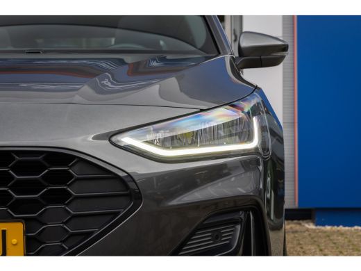 Ford Focus 1.0 EcoBoost Hybrid ST Line X | Pano-dak | Cruise adaptief | Apple Carplay/Android Auto | Camera ... ActivLease financial lease