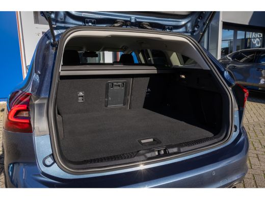 Ford Focus 1.0 EcoBoost Hybrid Titanium X | 155pk! | Cruise adaptief | Camera | Apple Carplay/Android Auto |... ActivLease financial lease