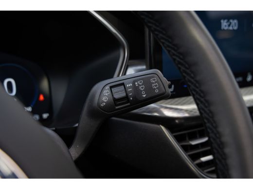 Ford Kuga 2.5 PHEV Titanium | Pano-dak | 360 Camera | Cruise adaptief | Apple Carplay/Android Auto | Stoel/... ActivLease financial lease