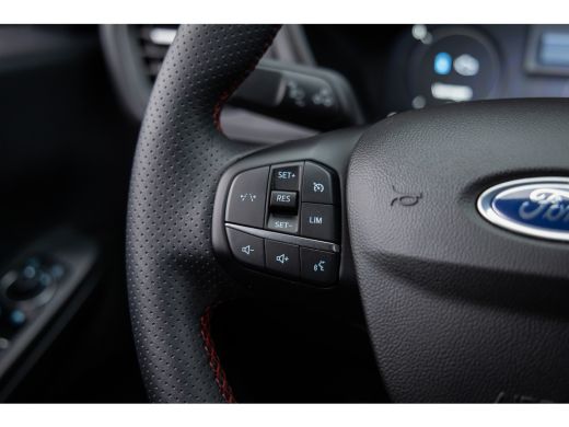 Ford Kuga 2.5 Plug-in Hybrid ST-line | Wegklap Trekhaak | Camera | 2100 KG trekgewicht | Winter-pack | Stuu... ActivLease financial lease