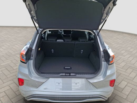 Ford Puma Gen-E Premium 44 kWh | Achteruitrijcamera | Airco (automatisch) | Audio installatie premium ActivLease financial lease