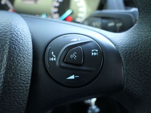 Ford Transit Connect 1.5 EcoBlue L1 | Trekhaak | Cruise Control | Bluetooth | Airconditioning | Betonplex Vloer ActivLease financial lease