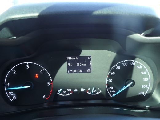 Ford Transit Connect 1.5 EcoBlue L1 | Trekhaak | Cruise Control | Bluetooth | Airconditioning | Betonplex Vloer ActivLease financial lease