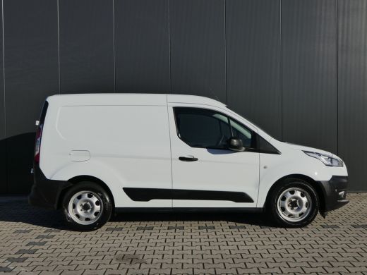 Ford Transit Connect 1.5 EcoBlue L1 | Trekhaak | Cruise Control | Bluetooth | Airconditioning | Betonplex Vloer ActivLease financial lease