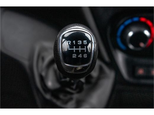 Iveco Daily **35S14V 2.3 L2H2 | 136 PK | Cruise | Airco | 3500 KG Trekgewicht** ActivLease financial lease