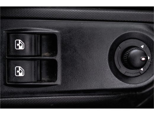 Iveco Daily **35S14V 2.3 L2H2 | 136 PK | Cruise | Airco | 3500 KG Trekgewicht** ActivLease financial lease