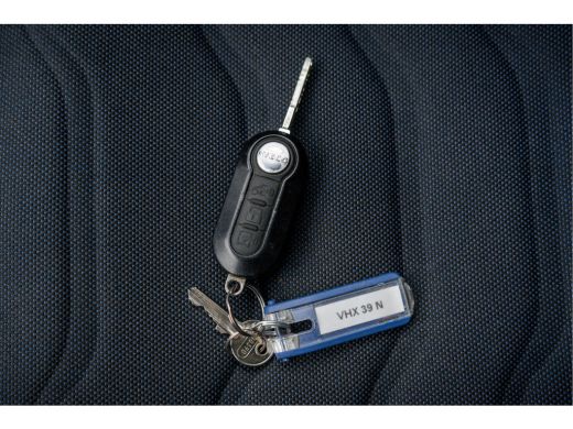 Iveco Daily **35S14V 2.3 L2H2 | 136 PK | Cruise | Airco | 3500 KG Trekgewicht** ActivLease financial lease