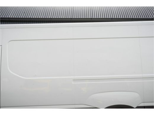 Iveco Daily **35S14V 2.3 L2H2 | Automaat | Euro 6 | Cruise | Climate | 3500 KG Trekgewicht | Trekhaak** ActivLease financial lease