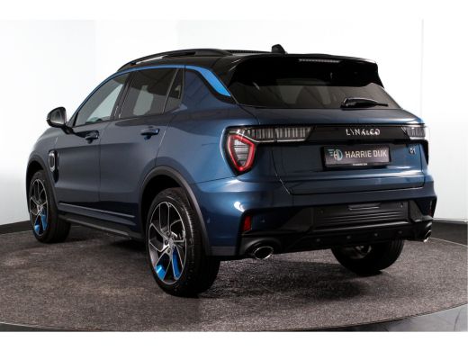Lynk & Co 01 1.5 PHEV 261PK MY23 | Donkere hemel | 360 Camera | 7.4 kWh boordlader | S/K-panodak | Adapt. Crui... ActivLease financial lease