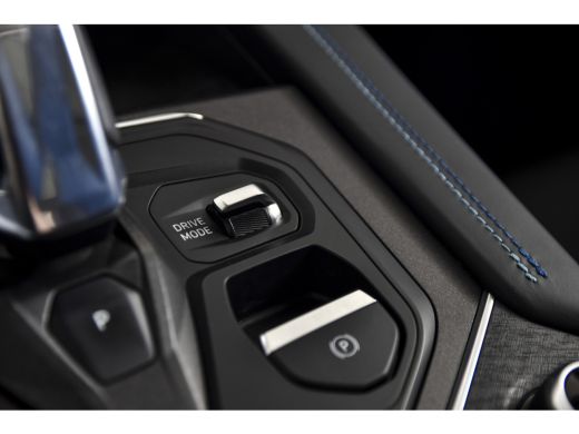 Lynk & Co 01 1.5 PHEV 261PK MY23 | Donkere hemel | 360 Camera | 7.4 kWh boordlader | S/K-panodak | Adapt. Crui... ActivLease financial lease