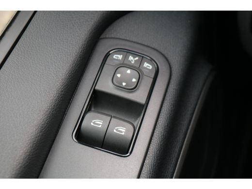 Mercedes-Benz Sprinter 315 CDI L2 H2 Pro Navigatie Camera 3.5T Trekhaak ActivLease financial lease