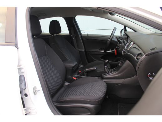 Opel Astra 1.2 Edition | Afn. Trekhaak | Navi | Cruise | Carplay | Airco | PDC A | Elek. Ramen | Bluetooth |... ActivLease financial lease