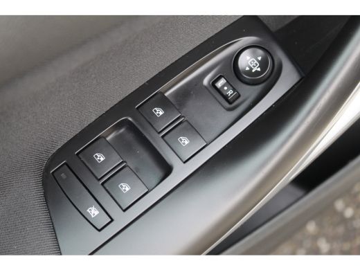 Opel Astra 1.2 Edition | Afn. Trekhaak | Navi | Cruise | Carplay | Airco | PDC A | Elek. Ramen | Bluetooth |... ActivLease financial lease