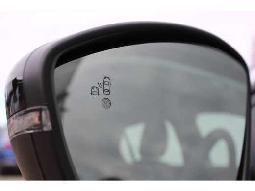 Opel Corsa 1.2 Turbo Hybrid Business Edition AUTOMAAT / Navigatie via Carplay / Camera / Parkeersensoren / D... ActivLease financial lease