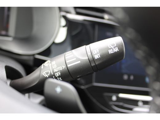 Opel Corsa 1.2 Turbo Hybrid Business Edition AUTOMAAT / Navigatie via Carplay / Camera / Parkeersensoren / D... ActivLease financial lease