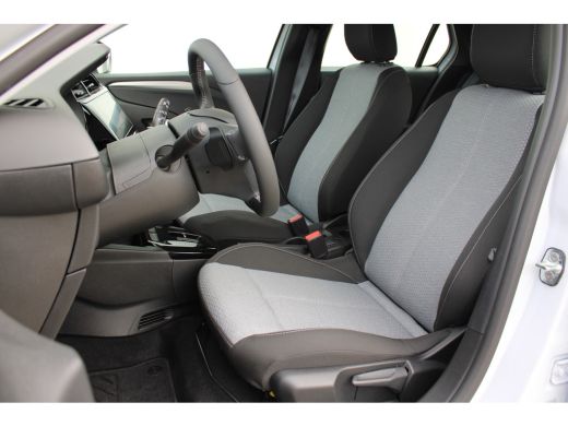 Opel Corsa 1.2 Turbo Hybrid Business Edition AUTOMAAT / Navigatie via Carplay / Camera / Parkeersensoren / D... ActivLease financial lease