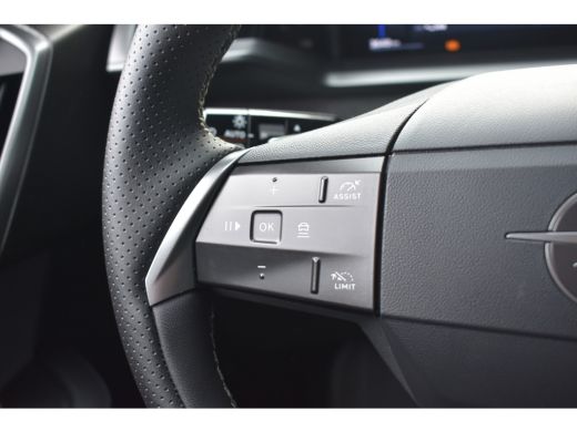 Opel Grandland 1.2 Turbo Hybrid GS 145pk | AGR-Comfortstoelen | LED-Matrix | Adaptive Cruise | Keyless-Entry | 1... ActivLease financial lease