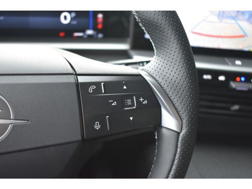 Opel Grandland 1.2 Turbo Hybrid GS 145pk | AGR-Comfortstoelen | LED-Matrix | Adaptive Cruise | Keyless-Entry | 1... ActivLease financial lease