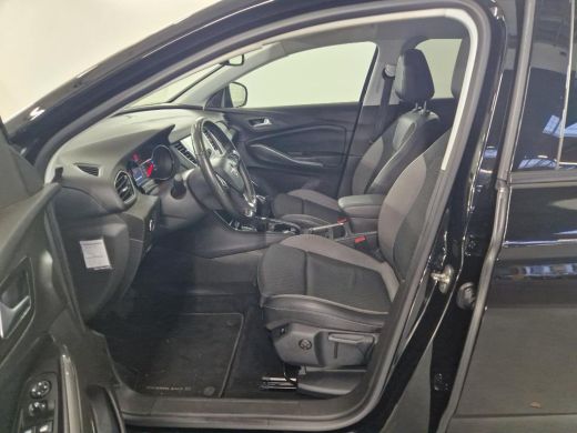 Opel Grandland X 1.2 Turbo Business Executive AUTOMAAT TREKHAAK ActivLease financial lease