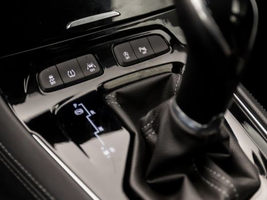 Opel Grandland X 1.2 Turbo Elegance Sport Automaat (APPLE CARPLAY, GROOT NAVI, 360 CAMERA, SPORTSTOELEN, LED KOPLA... ActivLease financial lease