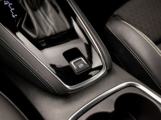 Opel Grandland X 1.2 Turbo Elegance Sport Automaat (APPLE CARPLAY, GROOT NAVI, 360 CAMERA, SPORTSTOELEN, LED KOPLA... ActivLease financial lease