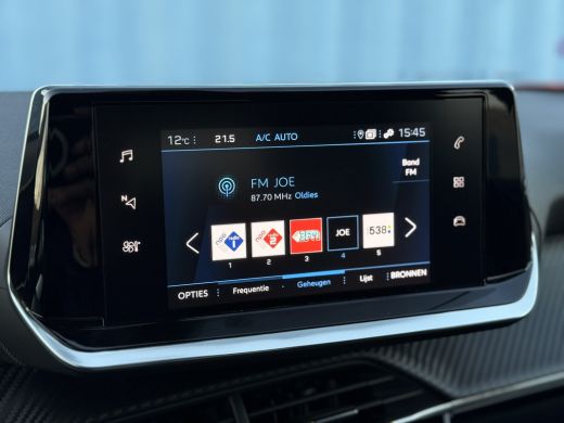 Peugeot 2008 1.2 Allure Pack Verwarmde voorruit | Achteruitrijcamera | Keyless start | Apple Carplay/Android A... ActivLease financial lease