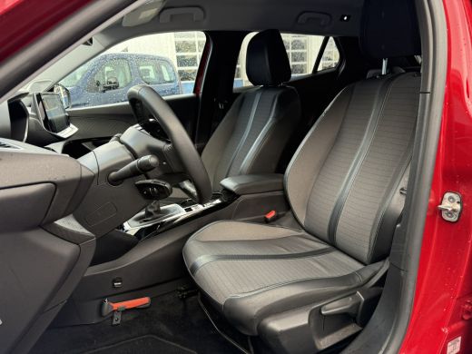 Peugeot 2008 1.2 PureTech Allure Pack | Achteruitrijcamera | Apple Carplay/Android Auto|telefoonintegratie pre... ActivLease financial lease