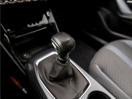 Peugeot 2008 1.2 PureTech Allure Sport (VIRTUAL COCKPIT, APPLE CARPLAY, GROOT NAVI, LEDER, STOELVERWARMING, 36... ActivLease financial lease