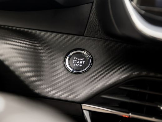 Peugeot 2008 1.2 PureTech Allure Sport (VIRTUAL COCKPIT, APPLE CARPLAY, GROOT NAVI, LEDER, STOELVERWARMING, 36... ActivLease financial lease