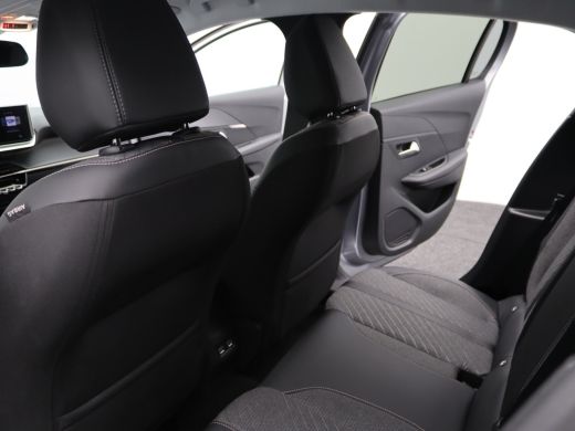 Peugeot 208 1.2 Hybrid 110 e-DCS6 Allure | Achterruitverwarming | Achterspoiler | Apple Carplay/Android Auto|... ActivLease financial lease