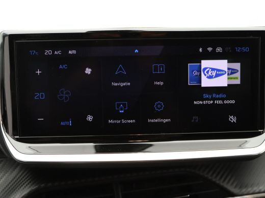 Peugeot 208 1.2 Hybrid 110 e-DCS6 Allure | Achterruitverwarming | Achterspoiler | Apple Carplay/Android Auto|... ActivLease financial lease