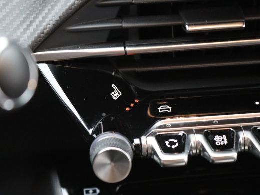 Peugeot 208 1.2 Hybrid 110 e-DCS6 Allure | Achterruitverwarming | Achterspoiler | Apple Carplay/Android Auto|... ActivLease financial lease