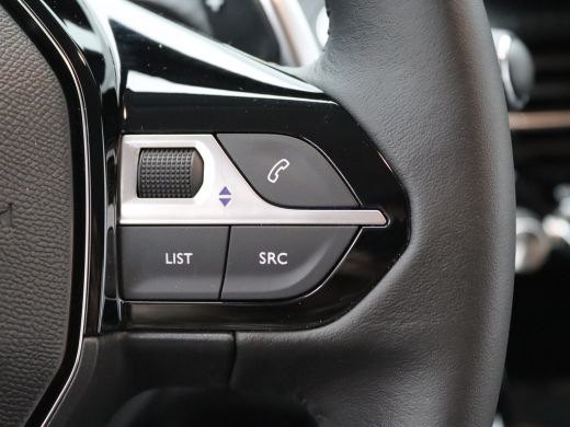 Peugeot 208 1.2 Hybrid 110 e-DCS6 Allure | Achterruitverwarming | Achterspoiler | Apple Carplay/Android Auto|... ActivLease financial lease