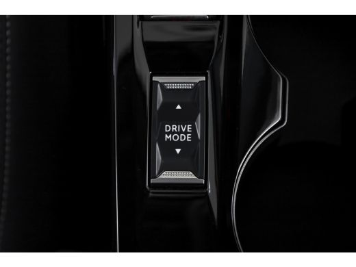 Peugeot 208 1.2 Hybrid 110 e-DCS6 Allure | Dig. Cockpit | Adapt. Cruise | PDC | Camera V+A | NAV+App. Connect... ActivLease financial lease