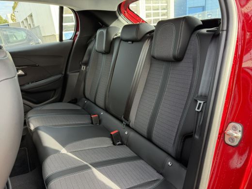 Peugeot 208 1.2 PureTech Allure | Achteruitrijcamera | Apple Carplay/Android Auto|telefoonintegratie premium ... ActivLease financial lease