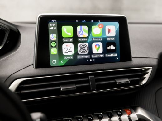 Peugeot 3008 1.2 PureTech Sport (APPLE CARPLAY, GROOT NAVI, LANE ASSIST, GETINT GLAS, SPORTSTOELEN, PARKEERSEN... ActivLease financial lease