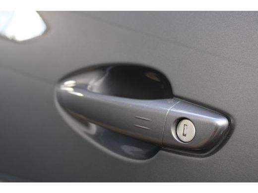 Peugeot 5008 1.2 PureTech Blue Lease GT | Automaat | Navigatie | Camera | Comfortstoelen | Focal | Trekhaak | ... ActivLease financial lease