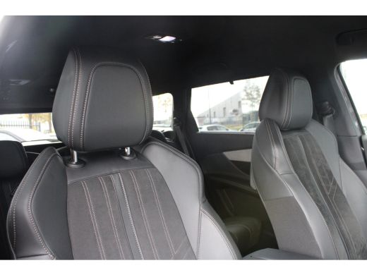 Peugeot 5008 1.2 PureTech Blue Lease GT | Automaat | Navigatie | Camera | Comfortstoelen | Focal | Trekhaak | ... ActivLease financial lease