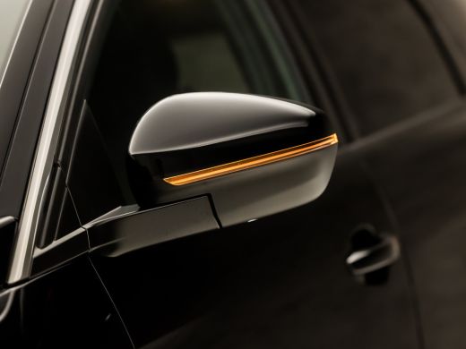 Peugeot 5008 1.2 PureTech Sport 7 Persoons (FACELIFT, APPLE CARPLAY, GROOT NAVI, 360 CAMERA, GETINT GLAS, SPOR... ActivLease financial lease