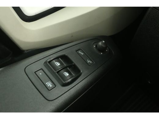 Peugeot Boxer 2.0 HDI L2H1 | Airco | Cruise | 3-Zits | Trekh. | LED | Elektrpakket ActivLease financial lease