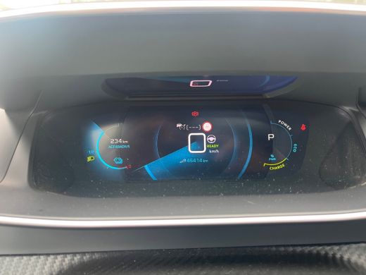 Peugeot e-208 EV GT Pack 50 kWh Panorama Dak | Leder/Alcantara | Digitaal Dashboard | Camera | Stoelverwarming ... ActivLease financial lease