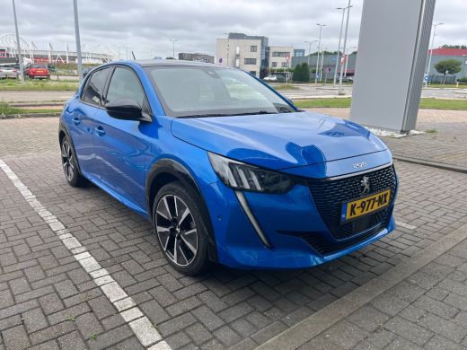 Peugeot e-208 EV GT Pack 50 kWh Panorama Dak | Leder/Alcantara | Digitaal Dashboard | Camera | Stoelverwarming ... ActivLease financial lease